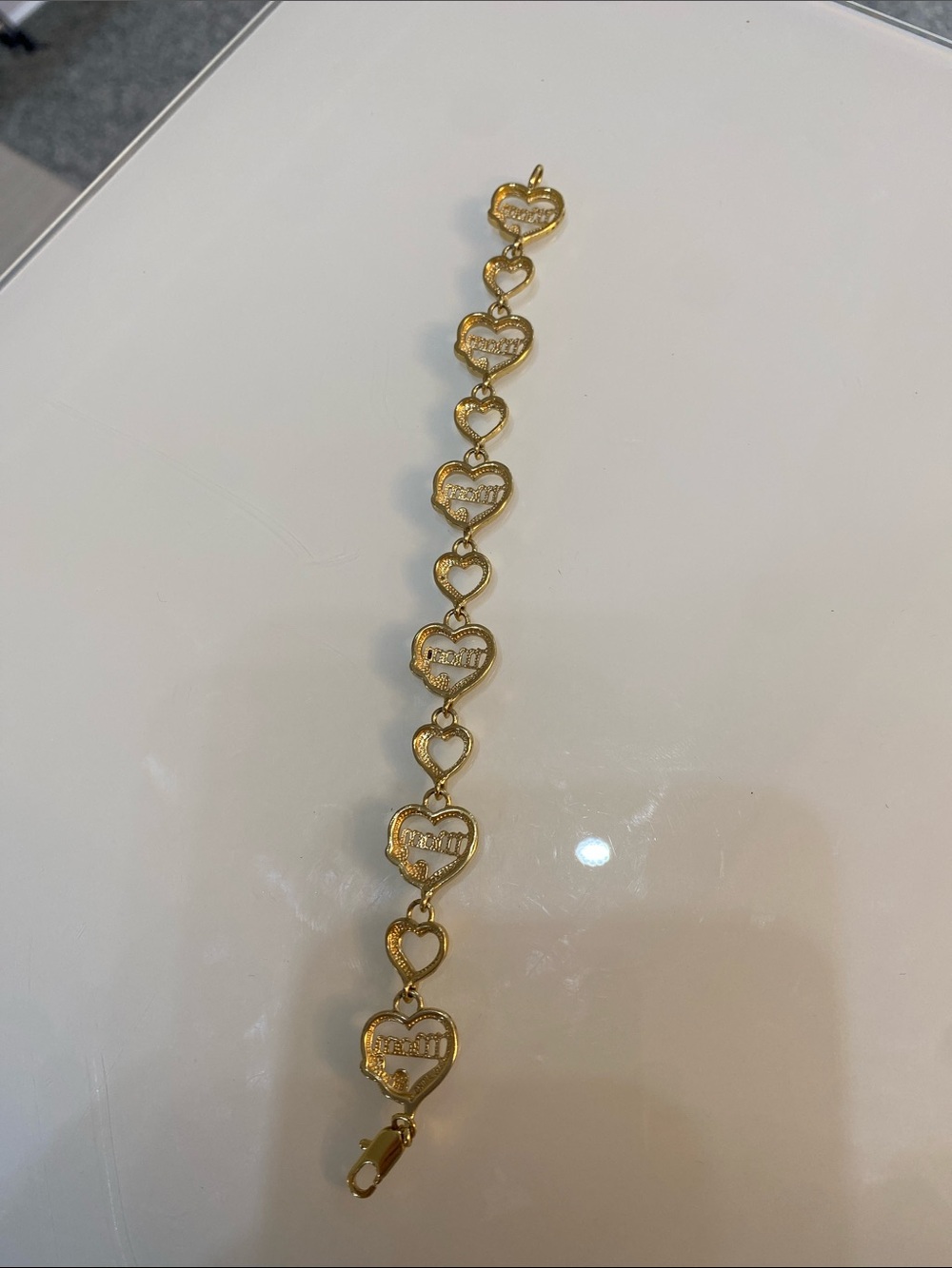 Gold 'Mom' Diamond Heart Link Bracelet - Women's Jewelry - Picture 4 of 8